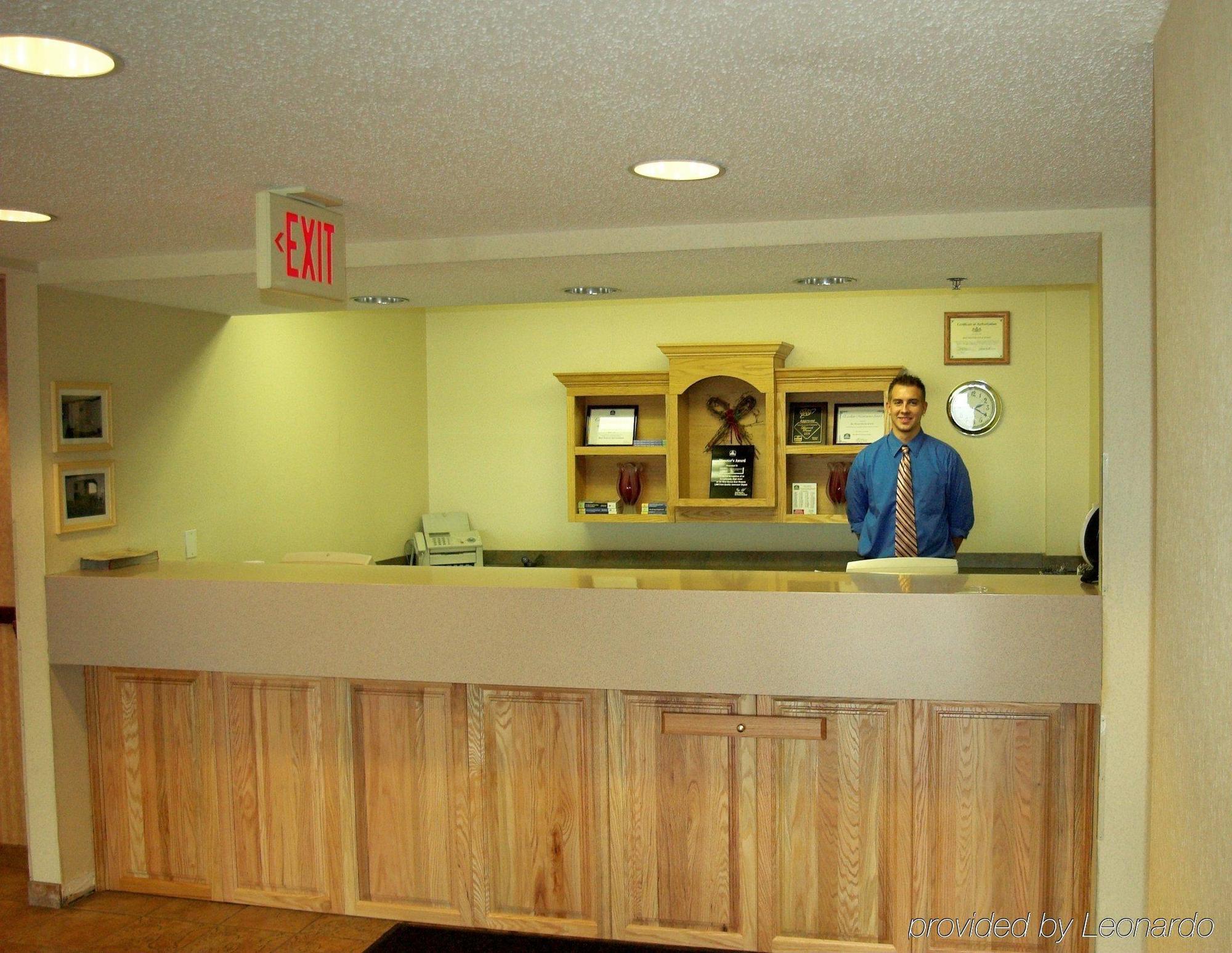 La Quinta By Wyndham Erie Hotel