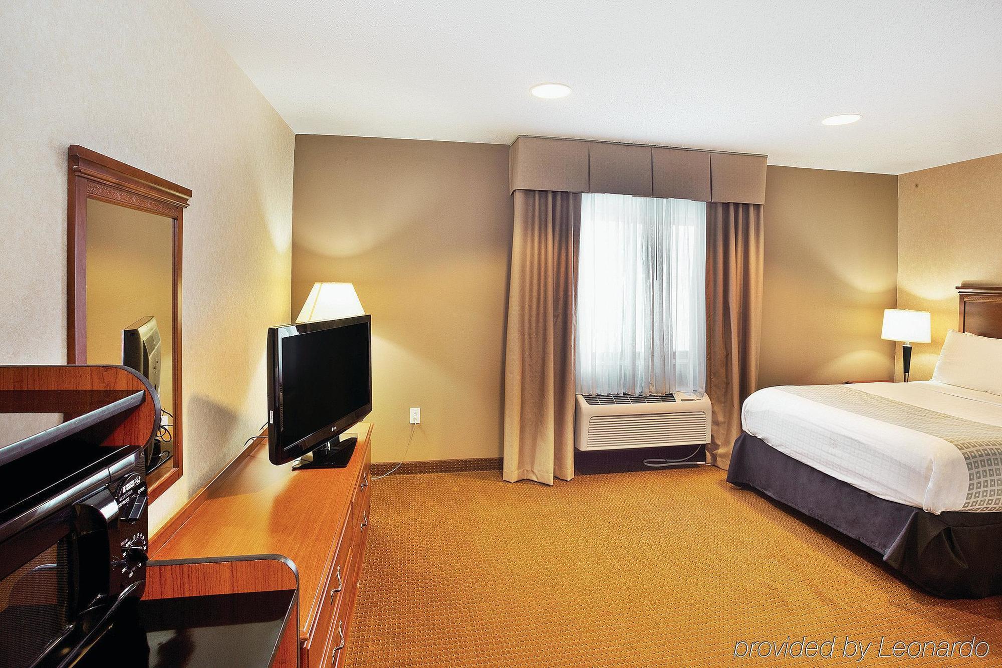 Hotel La Quinta By Wyndham Erie Kearsarge