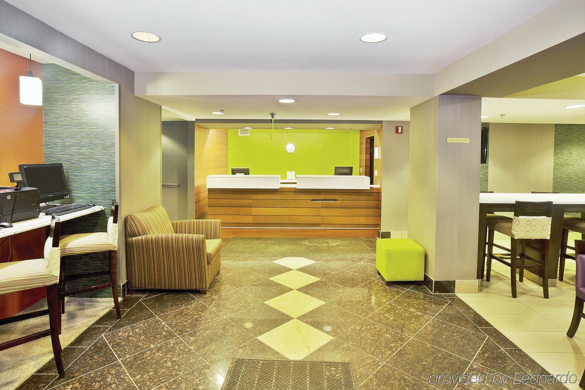 La Quinta By Wyndham Erie 3*