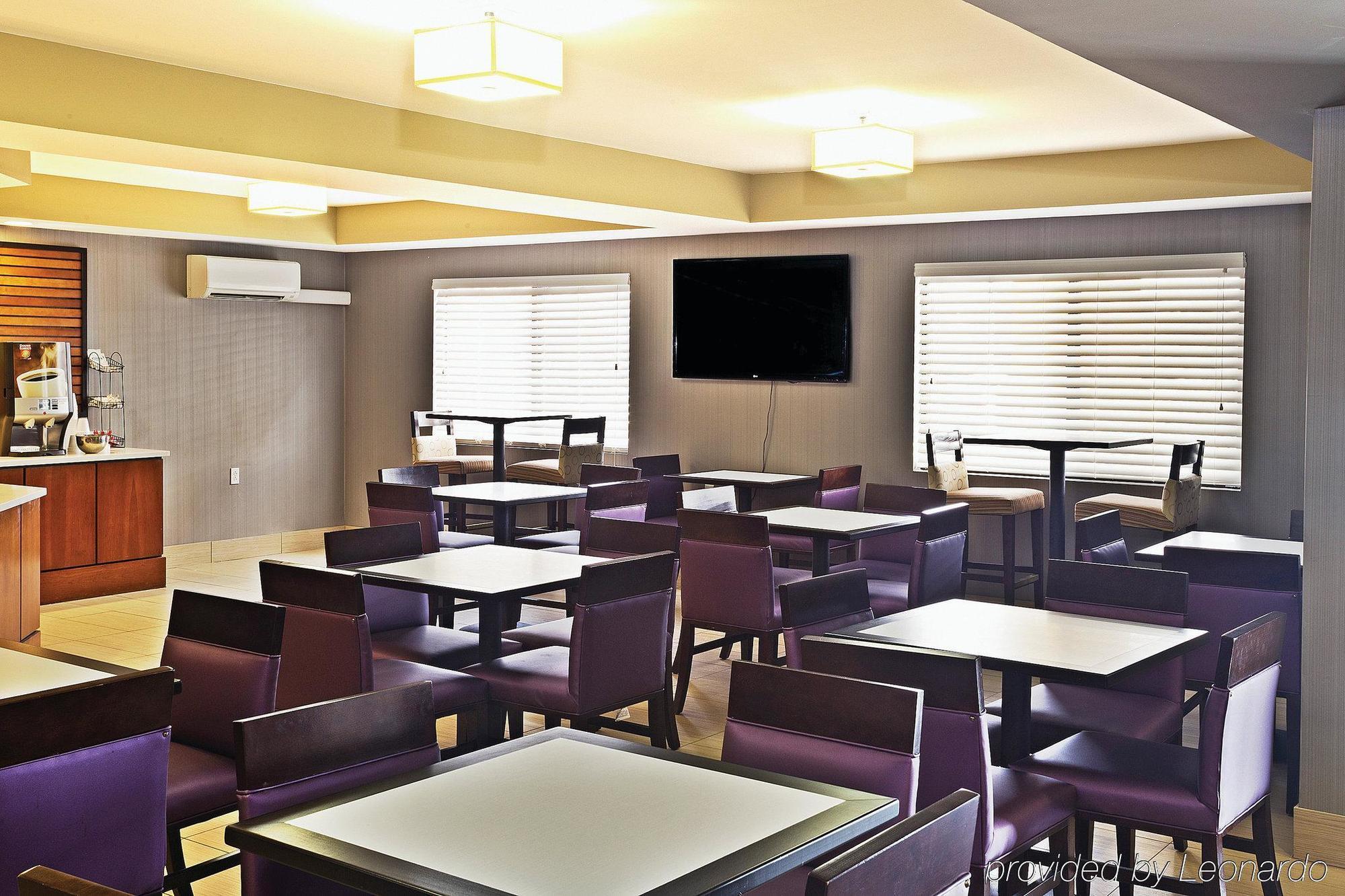 Hotel La Quinta By Wyndham Erie