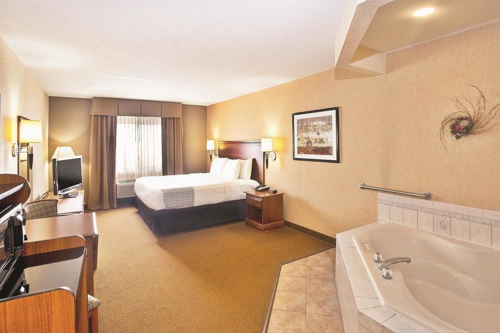 La Quinta By Wyndham Erie